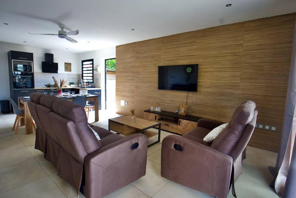 Villa Du Beau Vallon 2 Jacuzzi Privatif Et Piscine Chauffee Partagee Saint-Benoît Eksteriør bilde