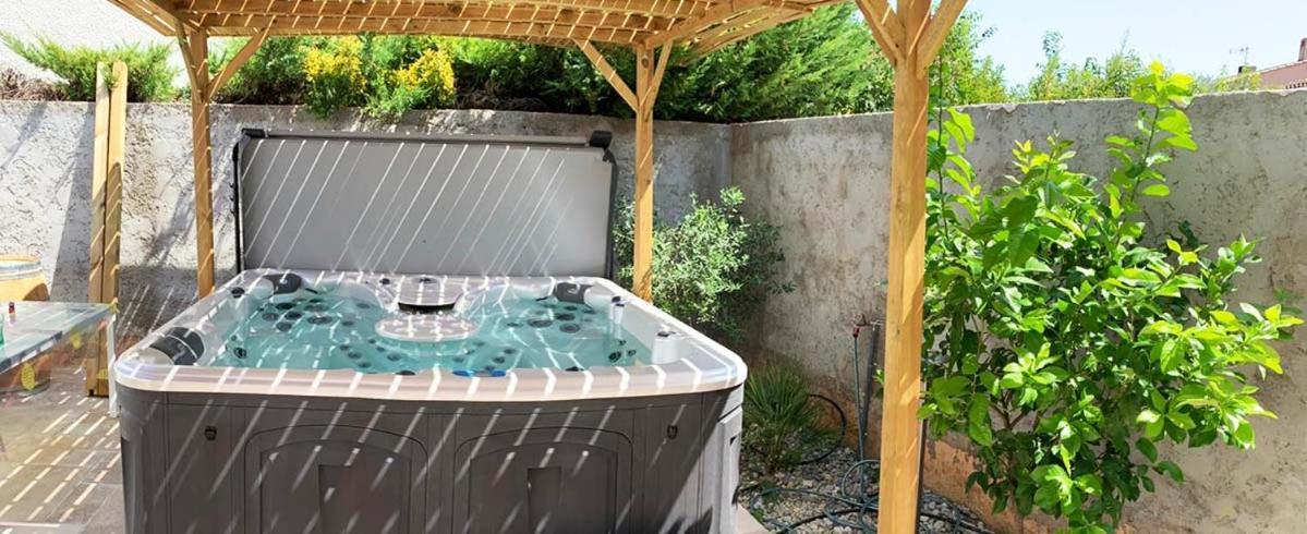 Villa Du Beau Vallon 2 Jacuzzi Privatif Et Piscine Chauffee Partagee Saint-Benoît Eksteriør bilde